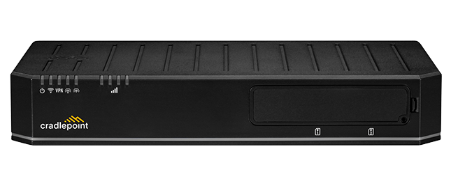 Routeur Cradlepoint E300 5G LTE, 802.11ax (Wi-Fi 6), (modem 300M ou 1200M)